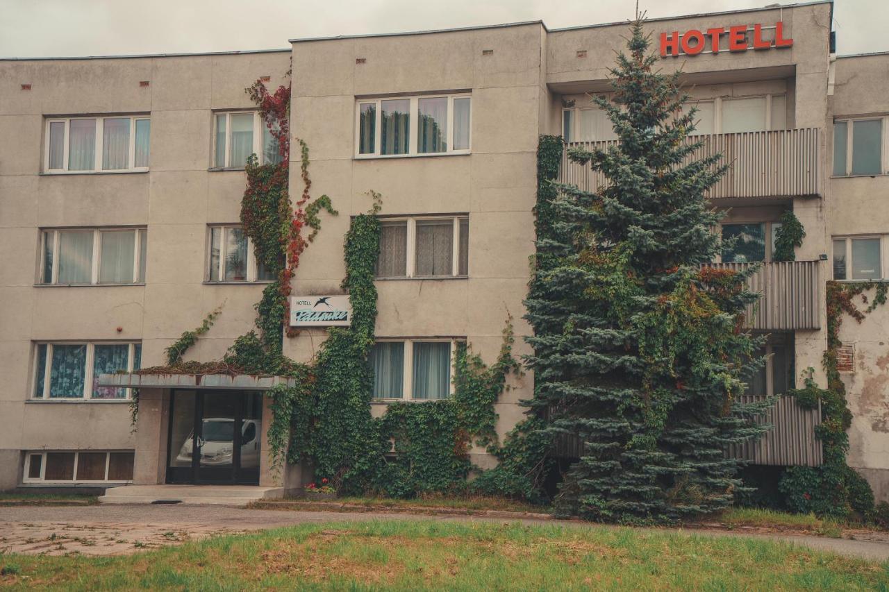 Hotell Paeaesuke Johvi Exterior photo
