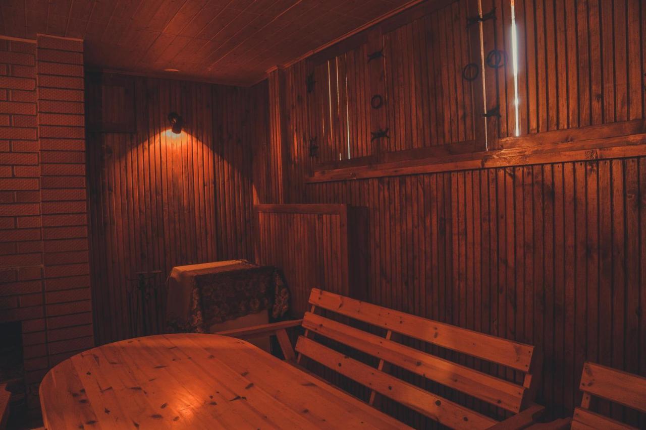 Hotell Paeaesuke Johvi Exterior photo