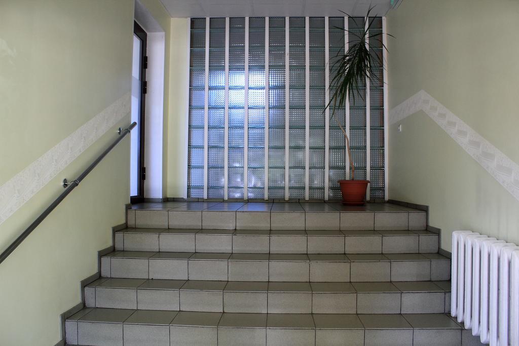 Hotell Paeaesuke Johvi Exterior photo